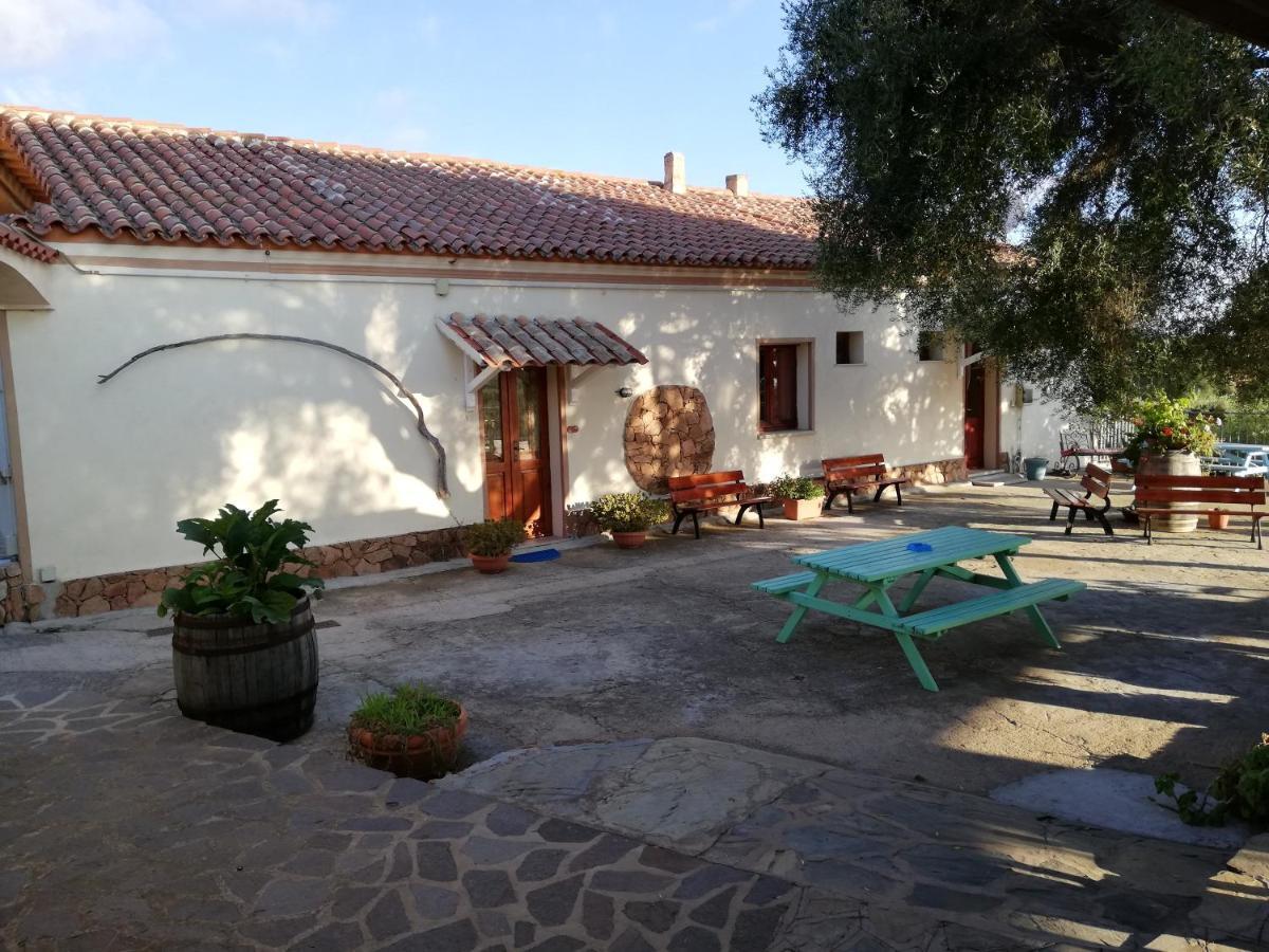 B&B La Taerra Porto San Paolo  Esterno foto