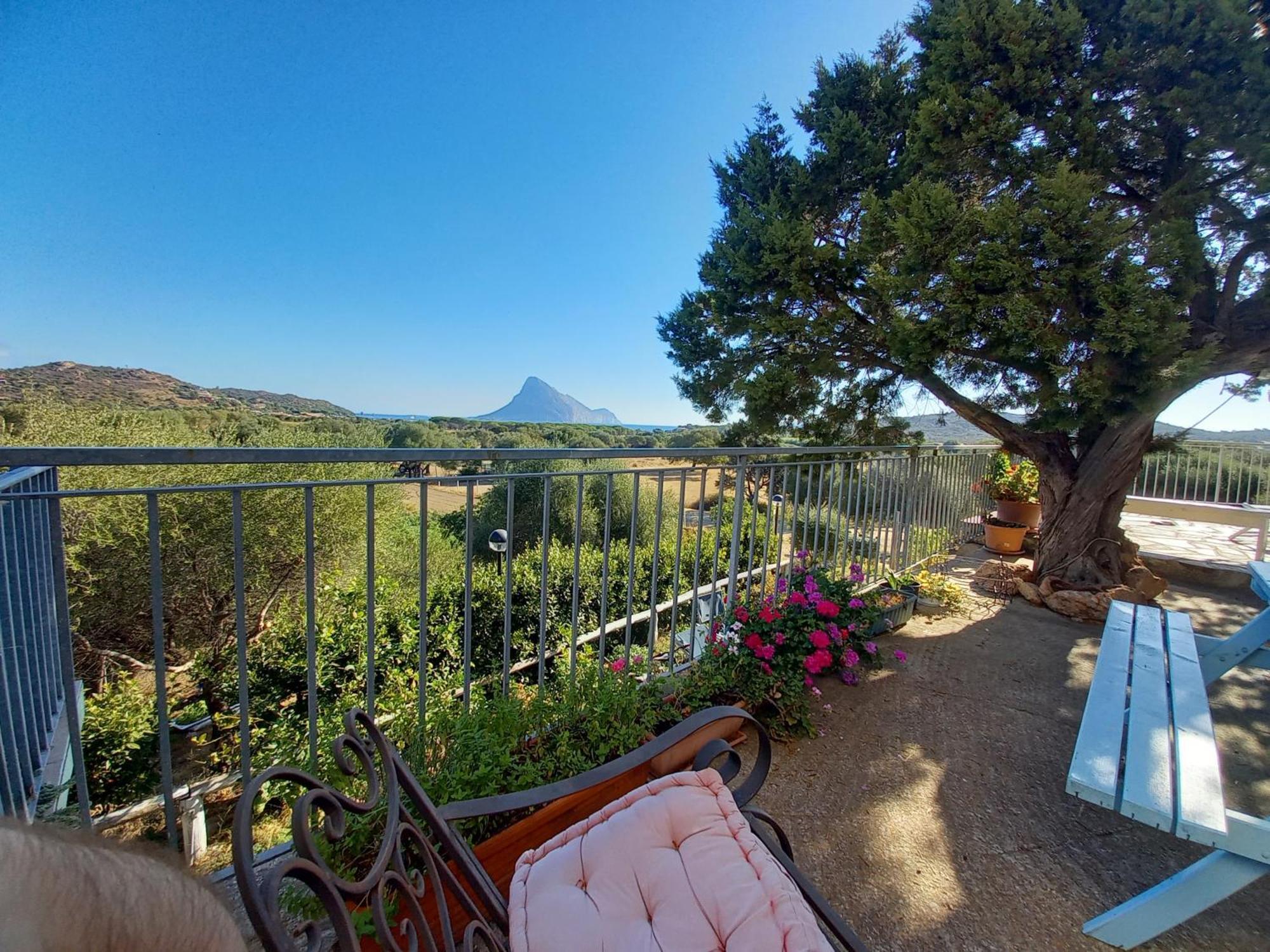 B&B La Taerra Porto San Paolo  Esterno foto